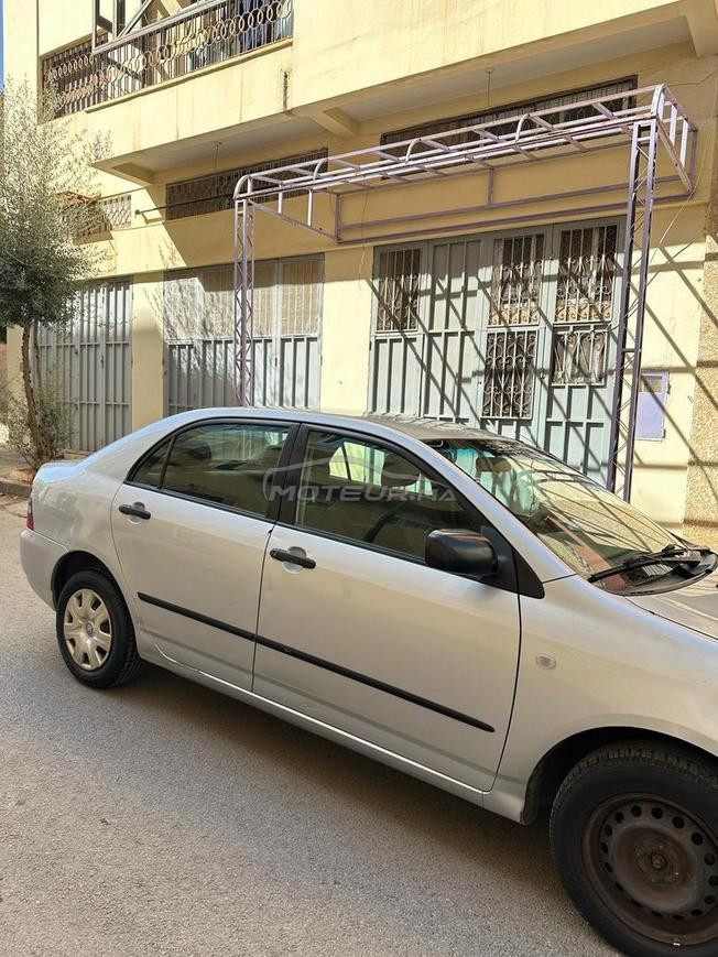 Toyota Corolla 2004 bon état 