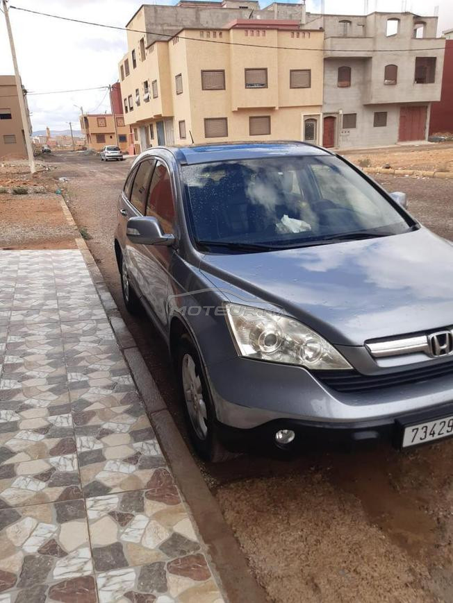 Honda CRV في حالة جيدة و عائلية