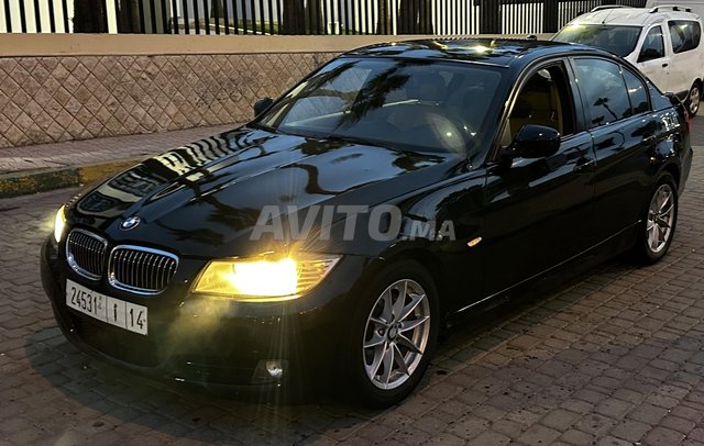 BMW Série 3 Diesel Automatique 2011 à Casablanca