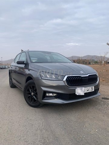 سكودا فابيا بنزين يدوية 2025 في مراكش