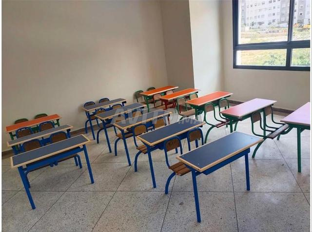 ديال طبلة مدرسية و الكراسي المدرسية في برومو