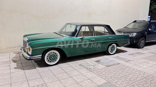 Mercedes-Benz 280 Diesel Manuelle 1980 à Rabat
