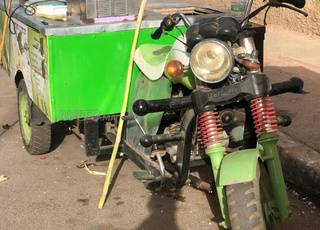 Projet de canne à sucre avec tous les accessoires nécessaires