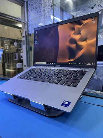 Dell Latitude 5450 Ultra 5 / 16 GB / 512 SSD - 2