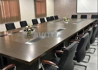 Table de réunion professionnelle