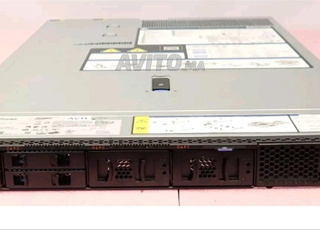 Serveurs Lenovo System x3550 M5