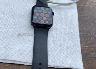 Apple Watch SE 2e génération 32gb 99 Btri