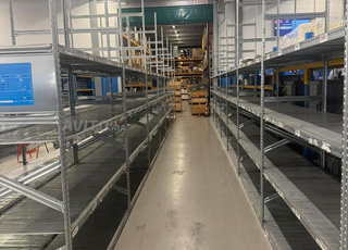 Rayonnage Italien STOCK ET PARTICU