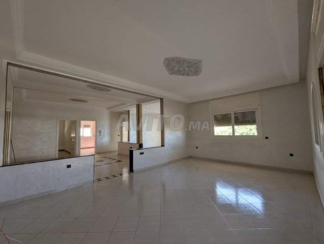 étage villa à louer 120m² près de la CNSS {sud}