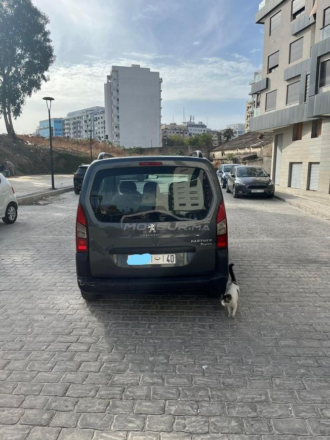 Peugeot Partner Diesel Manuelle 2016 à Tanger