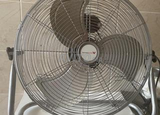 مروحة للبيع