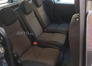 Peugeot Partner Diesel Manuelle 2017 à Tifelt