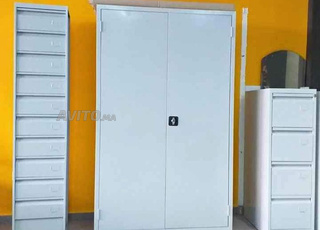 Armoire métallique avec 2 portes battantes
