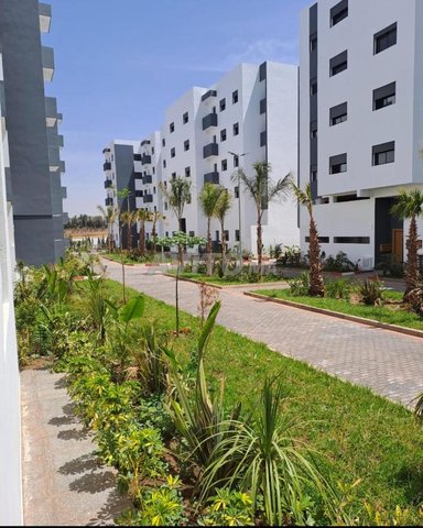 Terrain pour Immeuble de 270m à Bouskoura