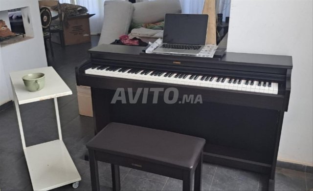 PIANO YAMAHA YPD 165