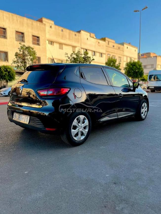 Clio 4 modèle 2013jamais accidenté  