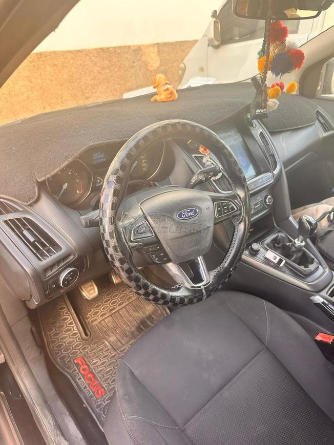 Ford focus a vendre 