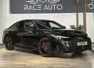 AUDI A6 Limousine S-line 2025