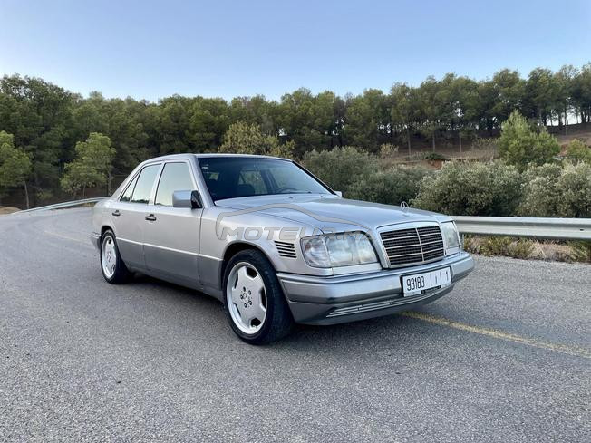 Mercedes-Benz E250 Diesel Manuelle 1995 à Tsaft