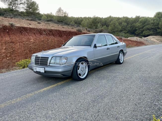 Mercedes-Benz E250 Diesel Manuelle 1995 à Tsaft