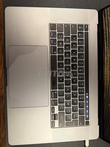 ماك بوك برو i9 32 جيجابايت 1 تيرابايت حالة جيدة جدا دورة 88