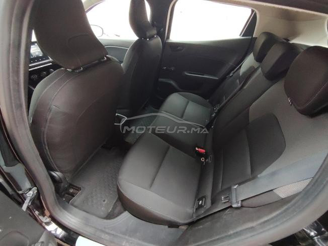 voiture Renault clio 
