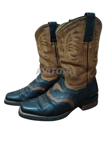 أحذية رعاة البقر الأصلية ماركة GO WEST