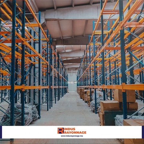 رفوف للأوزان الثقيلة / شبه الثقيلة