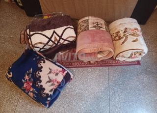 Couvertures à vendre