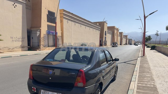 Dacia Logan Essence Manuelle 2006 à Berkane