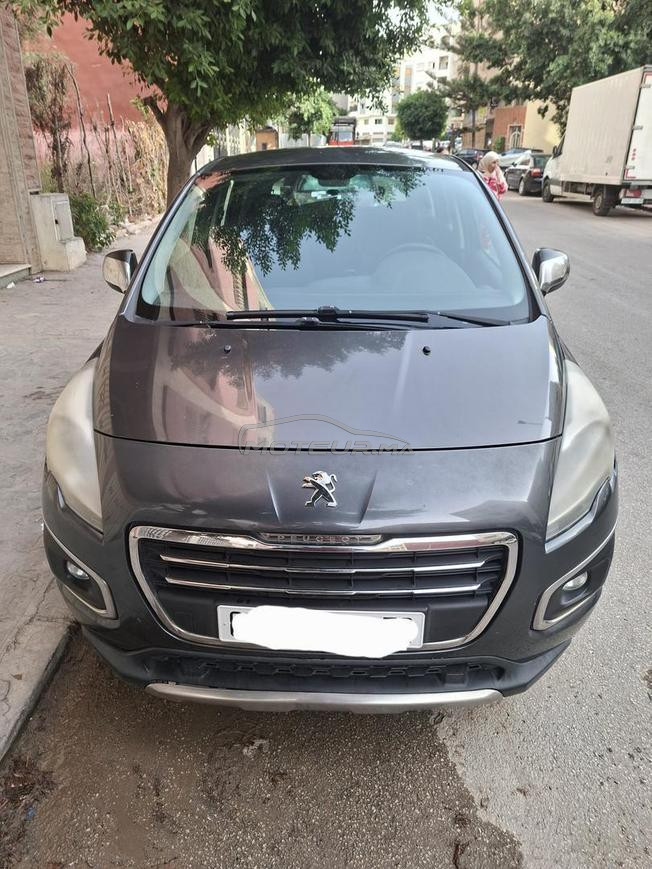 Peugeot 3008 modèle 2015 en très bon état 