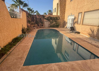 OFFRE Charmante Villa avec piscine