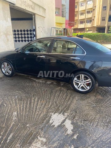 هوندا أكورد بنزين يدوية 2005 في فاس