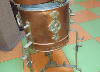 Théière d'un brasero en cuivre ancien