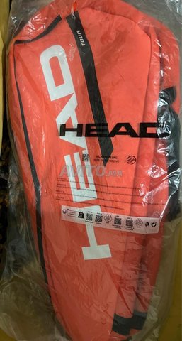 حقيبة تنس HEAD RADICAL لـ 12 مضربًا