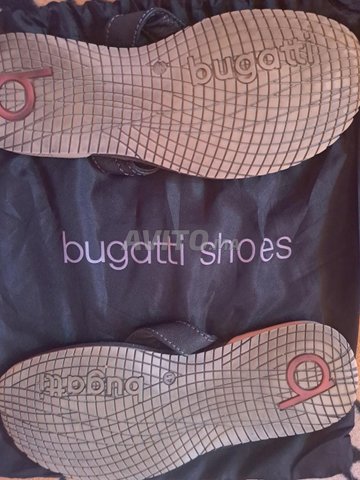 Sandale Bugatti cuir daim neuve orig 41 42