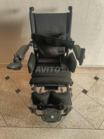 Chaise roulante électrique neuve