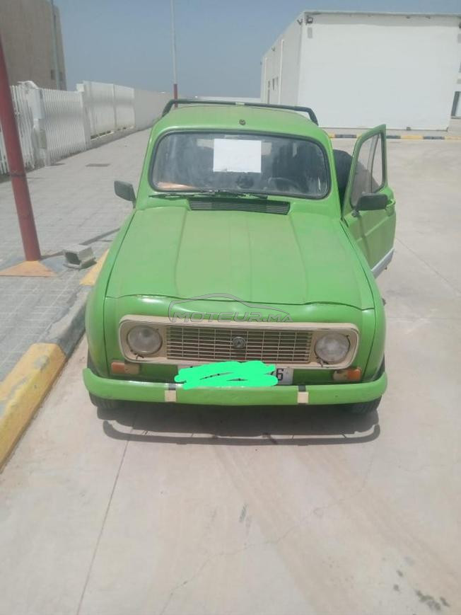 Renault R4 Essence Manuelle 1982 à Safi