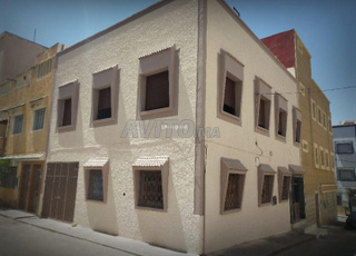 Maison moderne à Taza, deux façades idéales