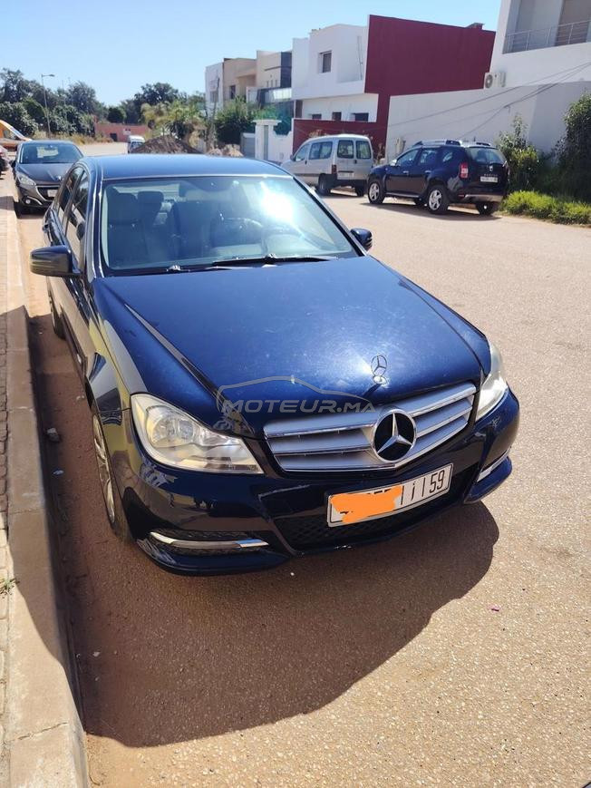 voiture Mercedes benz 