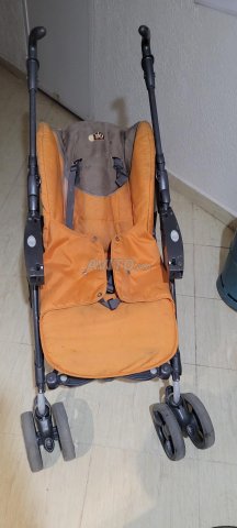 Karroussa, Koursi tonobila, et Kouna