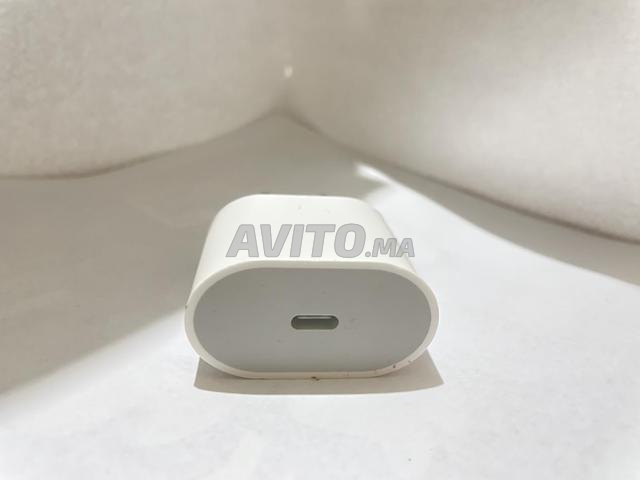 Chargeur iPhone original à vendre - Taza - en excellent état - 2