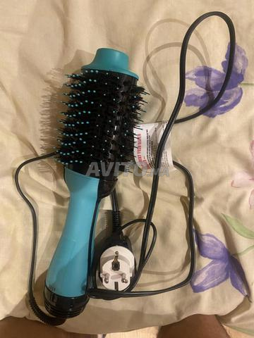 ريفلون مستعمل قليلًا جدًا - 2