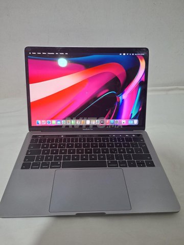 MacBook pro 2017 Touchbar i5