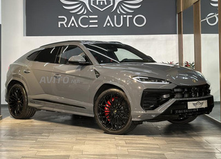 LAMBORGHINI URUS SE 2025
