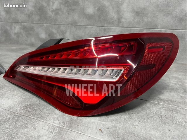 ضوء خلفي لمرسيدس W211/W204/W205/W222