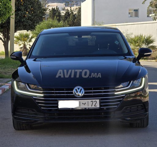 فولكس فاجن أرتيون شبه جديدة