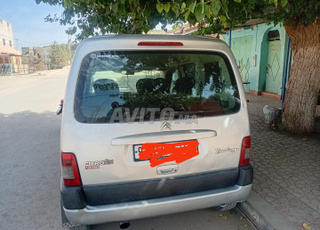 Citroën Berlingo Diesel Manuelle 2007 à El Ksiba