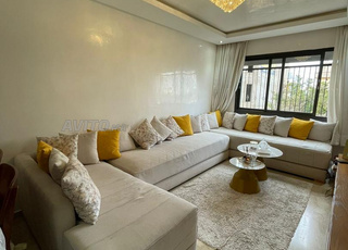 Bel appart vide ou meublé à Californie