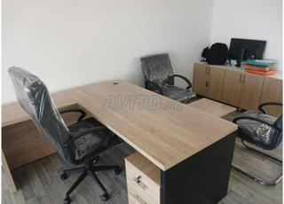 Un Bureau Conçu Pour Offrir Un Confort Optimal